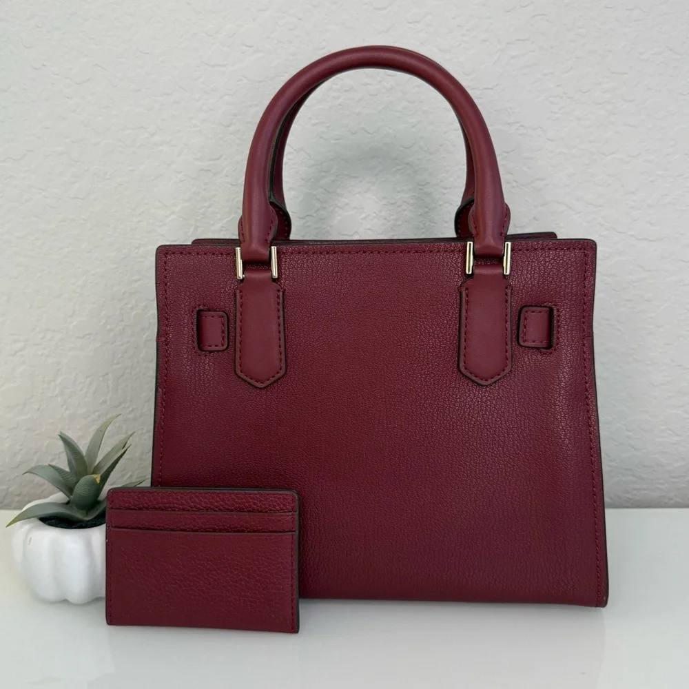 Michael Kors Small Hamilton & matching Card Case Dark Cherry
NWT - Picture 2 of 9